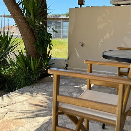 Tonea'S Houses Himare Exterior photo