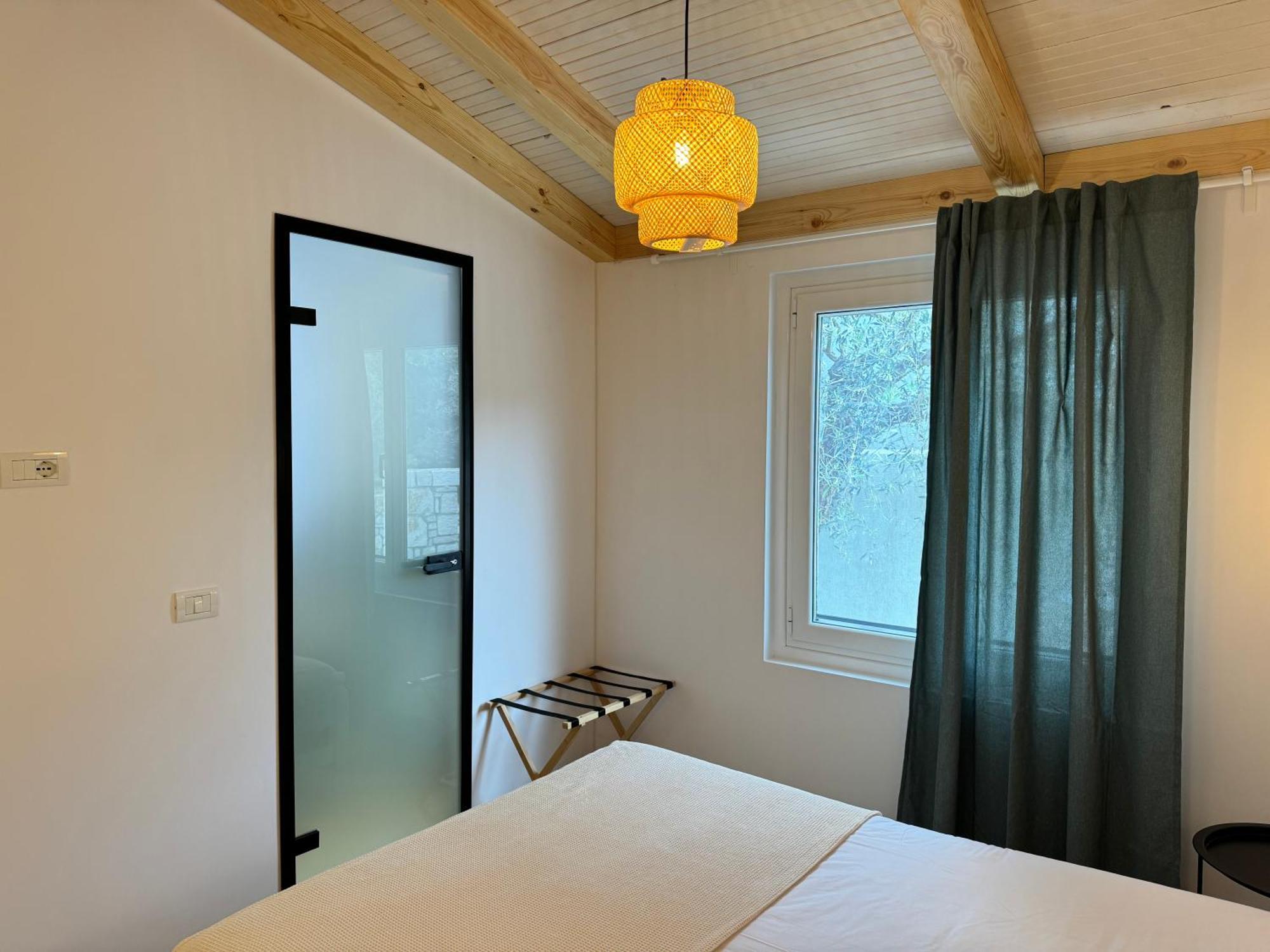 Tonea'S Houses Himare Exterior photo