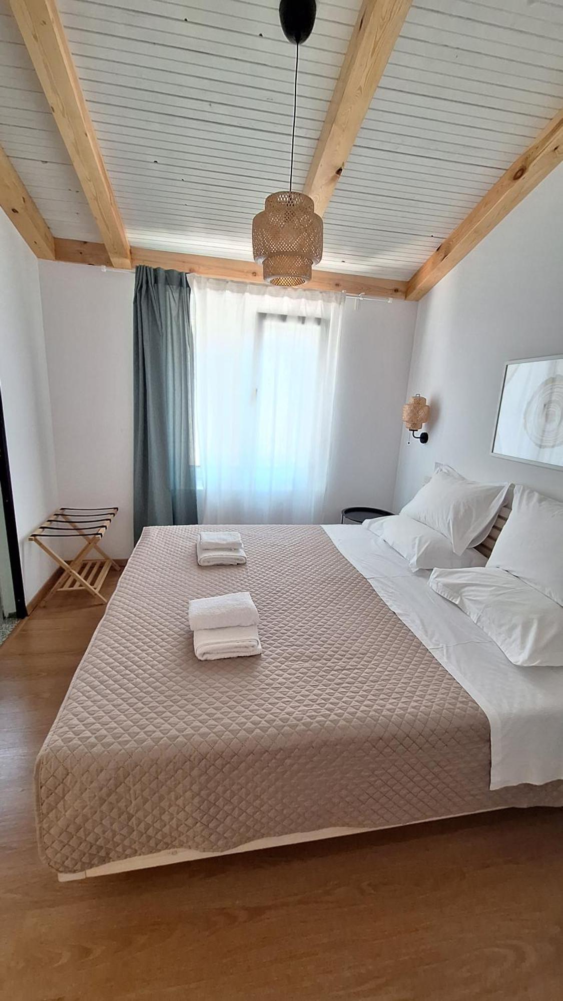 Tonea'S Houses Himare Room photo